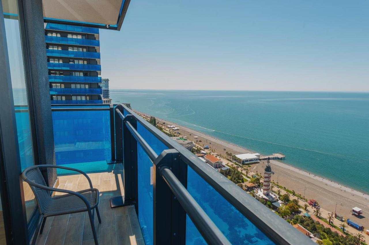 Aparthotel ~ Orbi City ~ Батуми Экстерьер фото